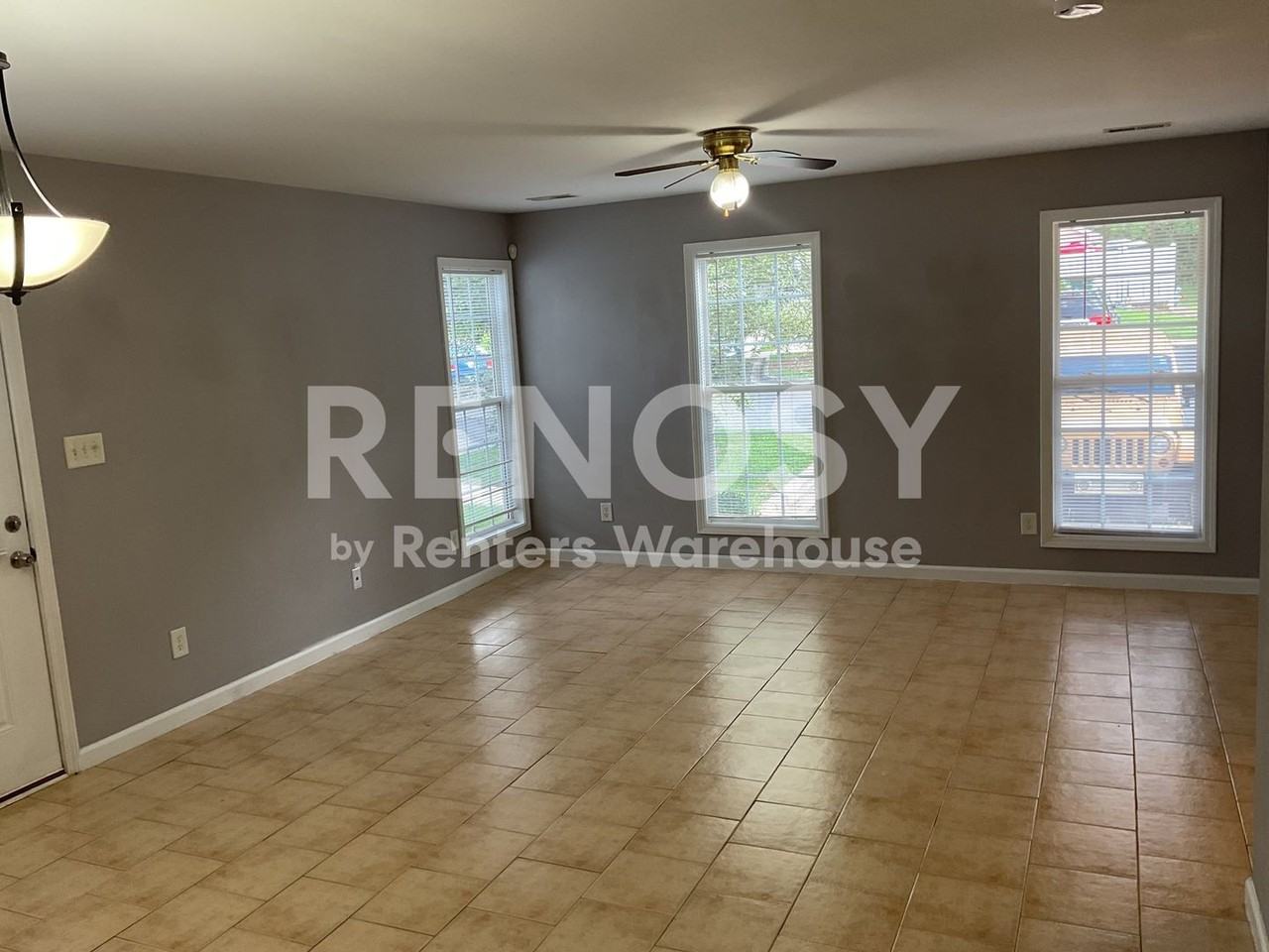 9619 Littleleaf Dr - Photo 4 of 17