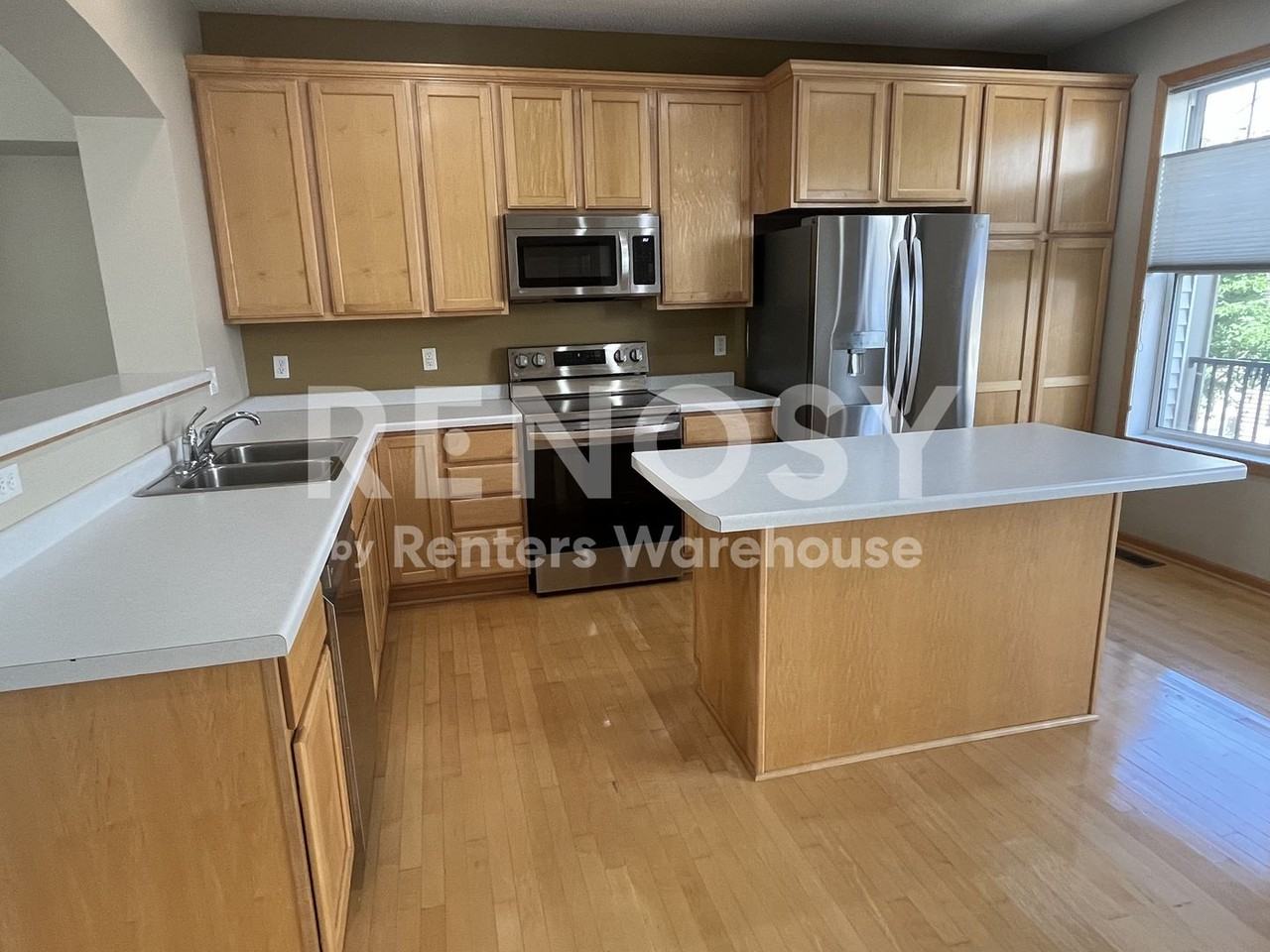8285 Labont Way - Photo 4 of 27