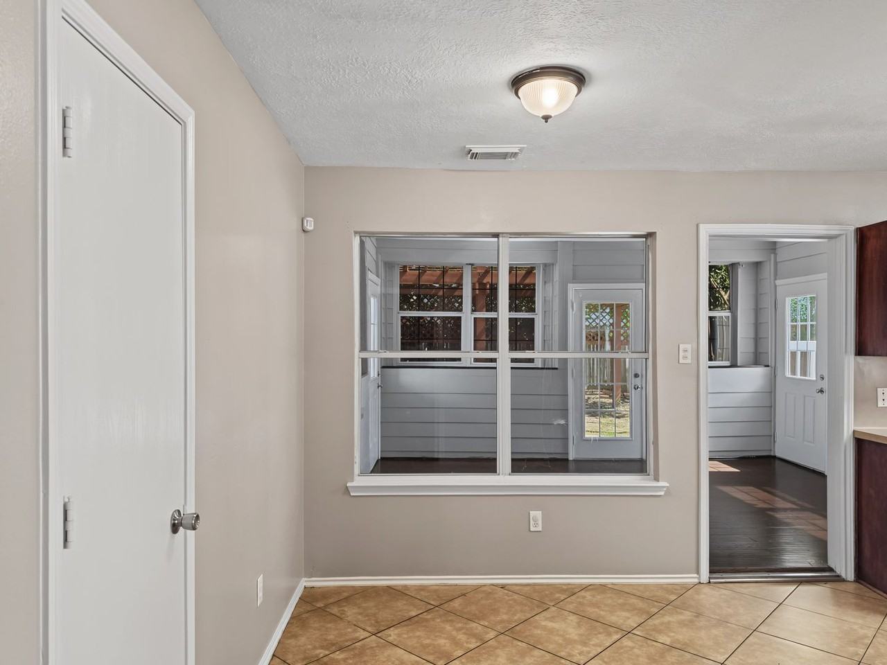 19323 Cypress Peak Ln - Photo 6 of 22
