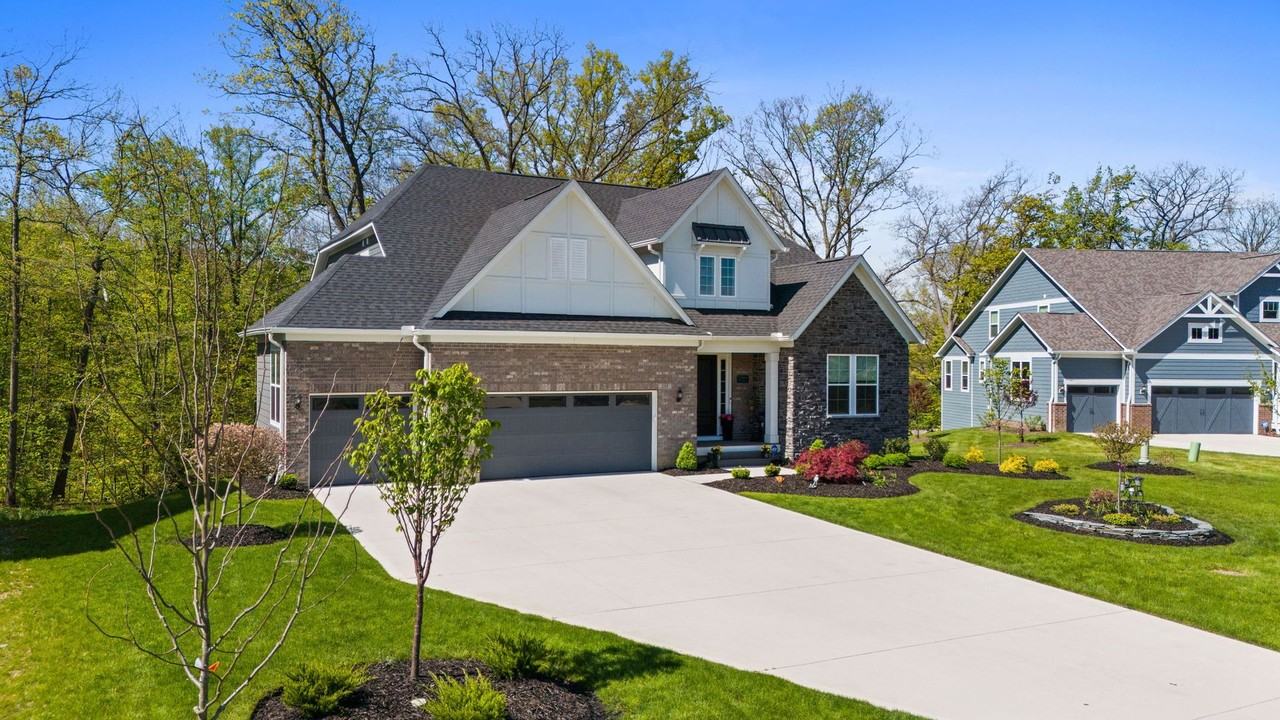 233 Lake Balaton Dr - Photo 2 of 50