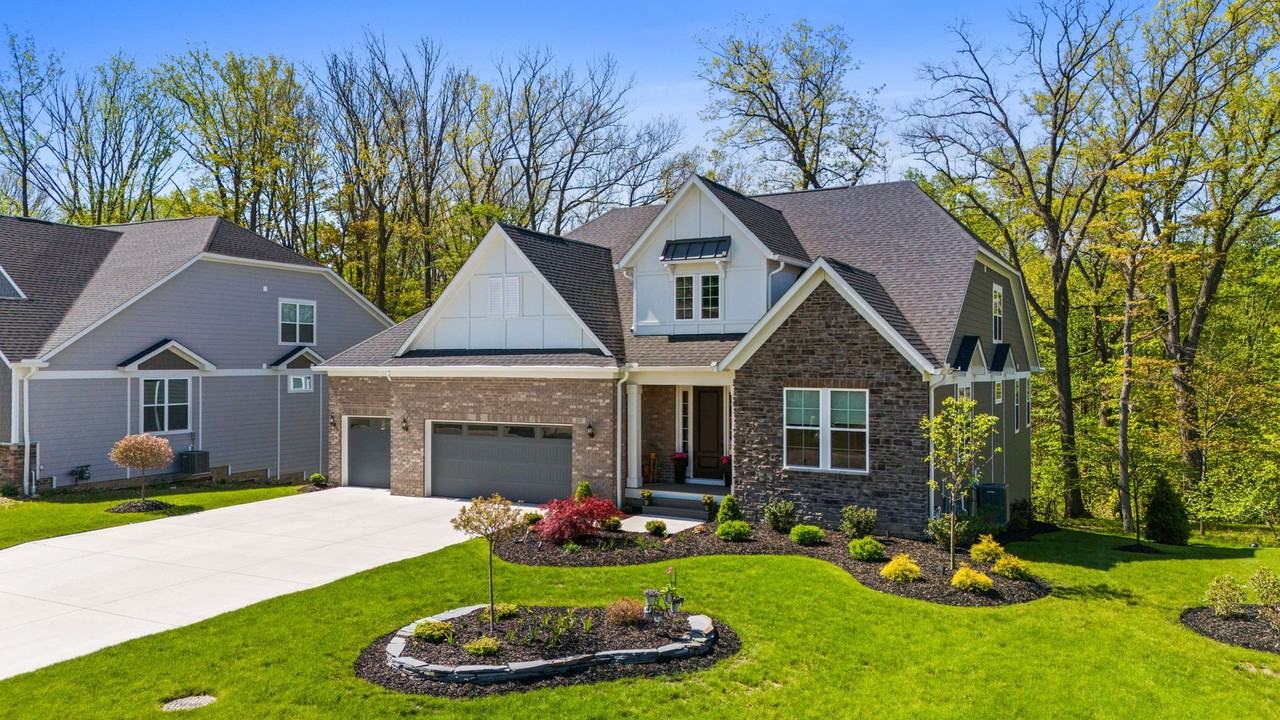 233 Lake Balaton Dr - Photo 5 of 50