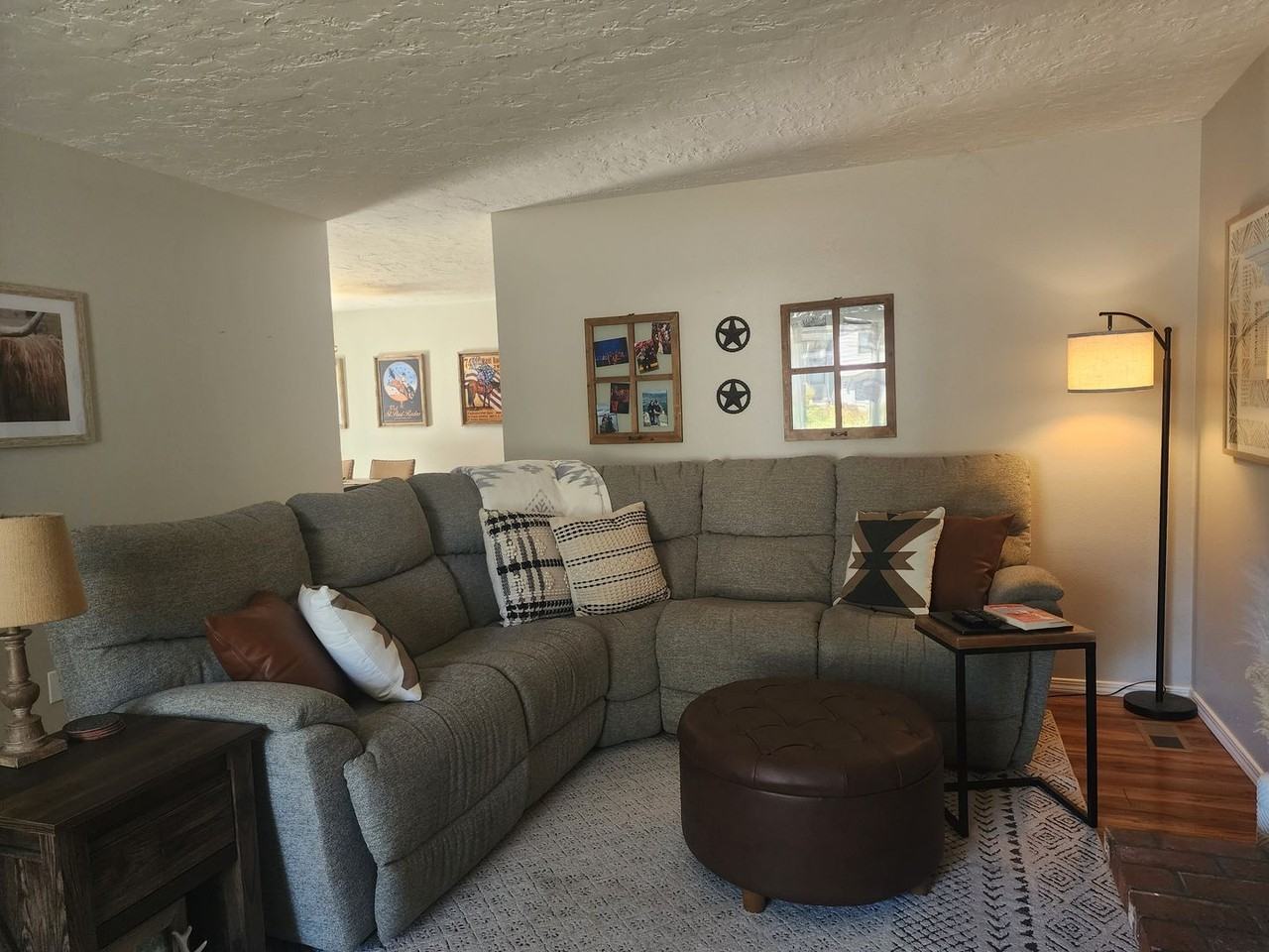 3512 E Vittoria Way - Photo 6 of 35