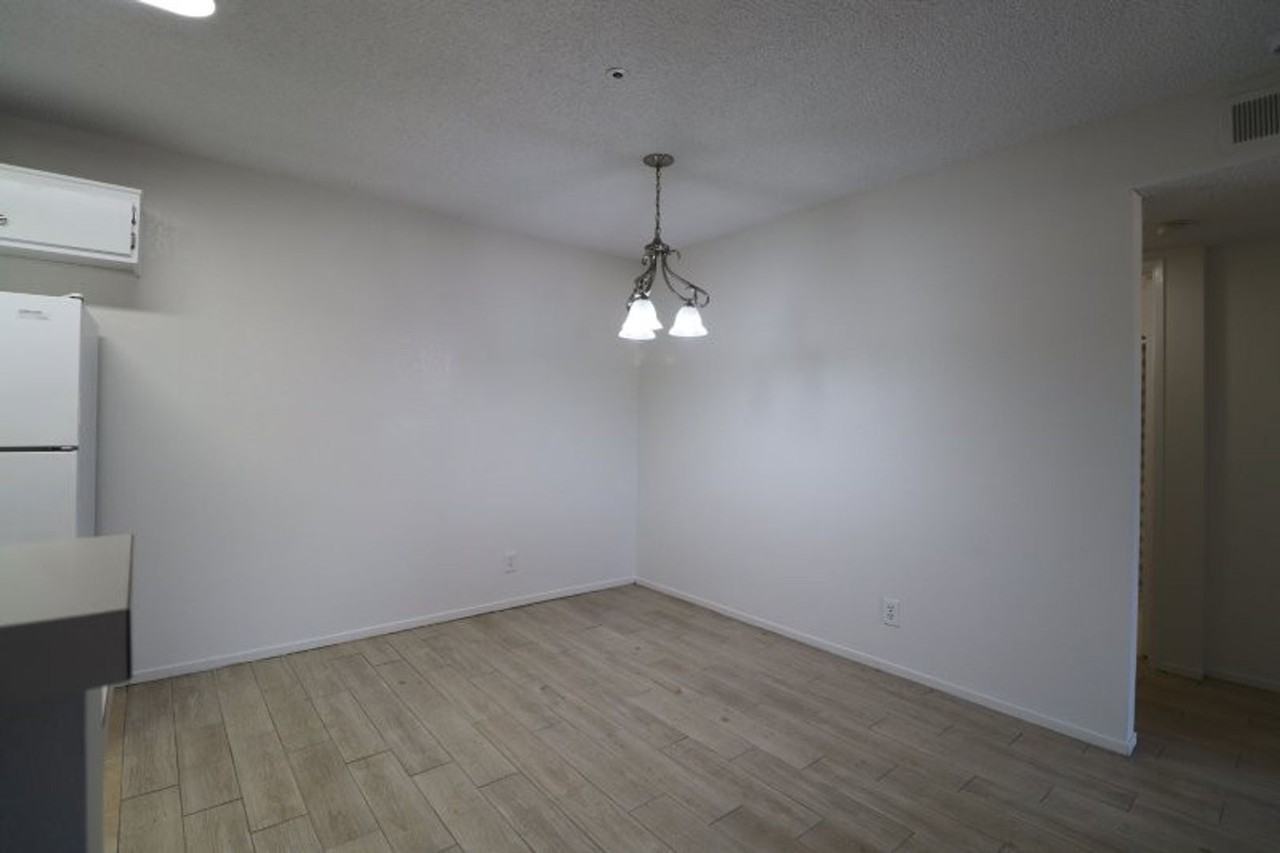 321 Inger Dr - Photo 5 of 13