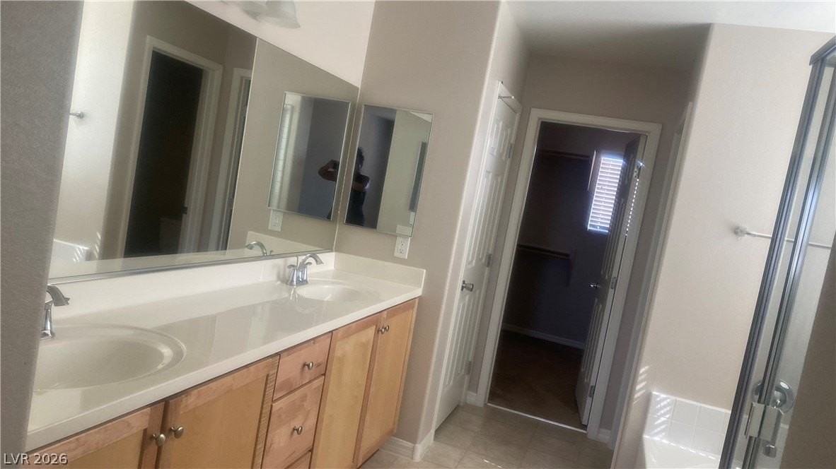 8065 Ancient Oaks Ave - Photo 6 of 10