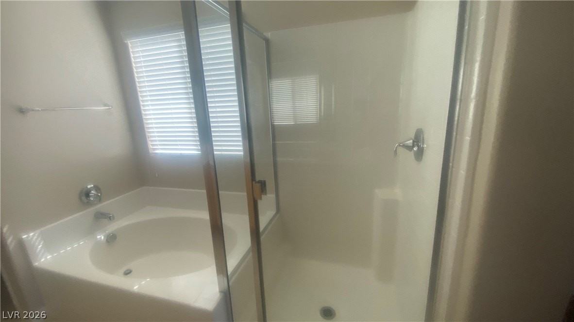 8065 Ancient Oaks Ave - Photo 7 of 10