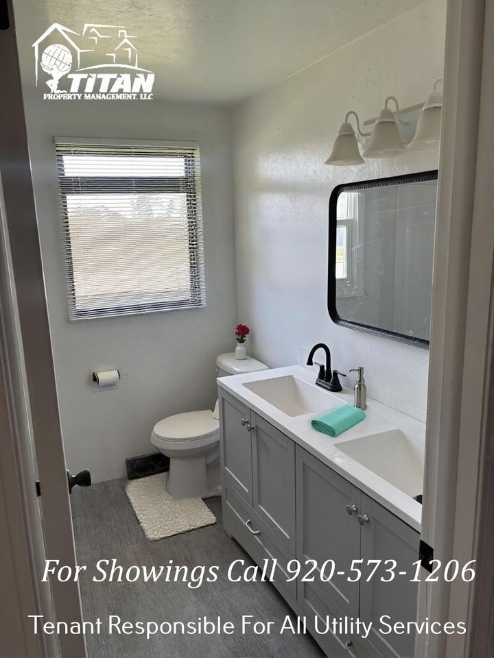1704 Loretta Ln #1 - Photo 7 of 7