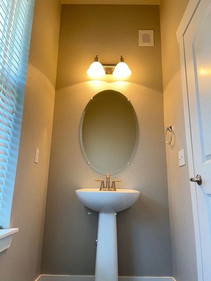 4958 Verbena St - Photo 7 of 24