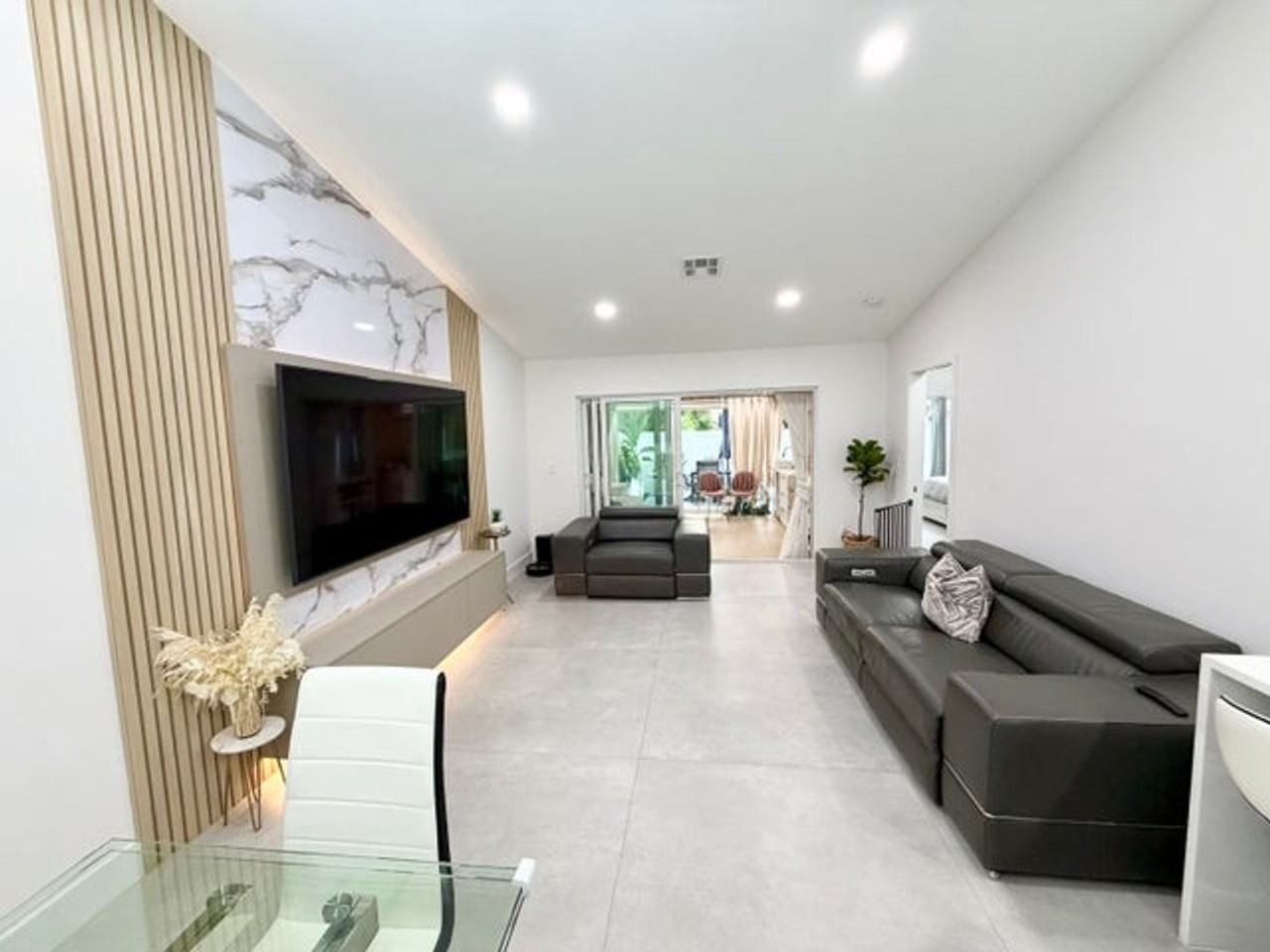 4929 W Lakes Dr - Photo 4 of 14