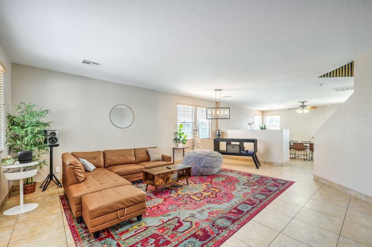 5663 Artesia Lake Ct - Photo 3 of 26