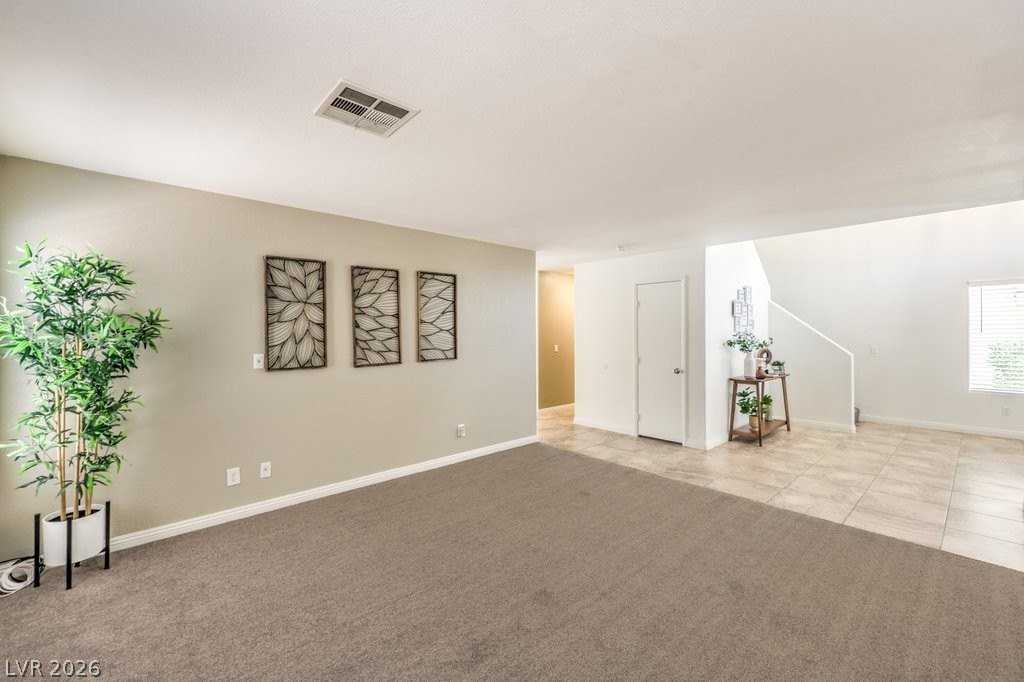 5016 Dancing Lights Ave - Photo 5 of 49