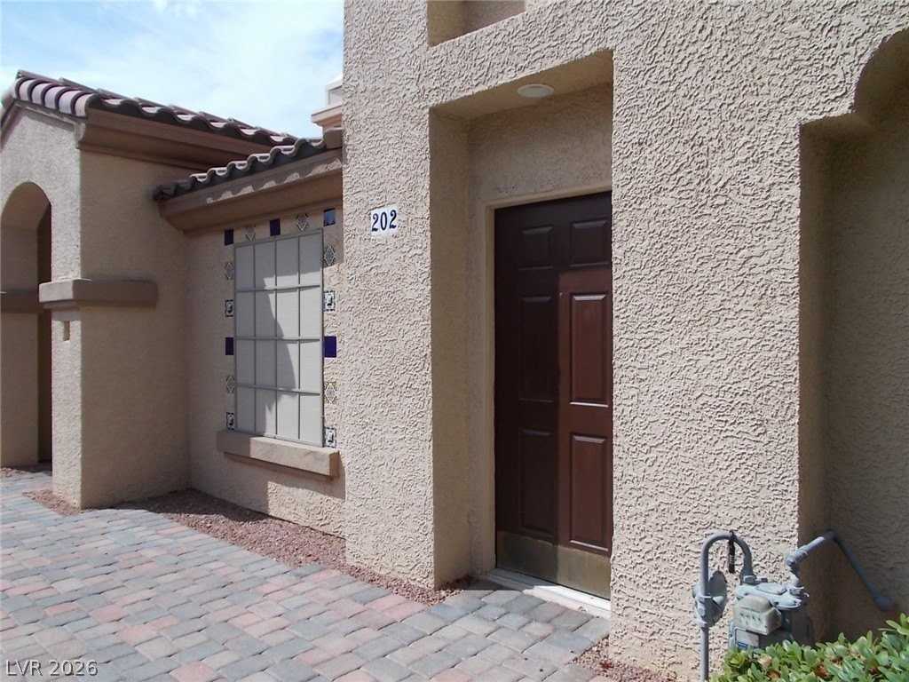 7295 Diamond Canyon Ln #202 - Photo 3 of 20