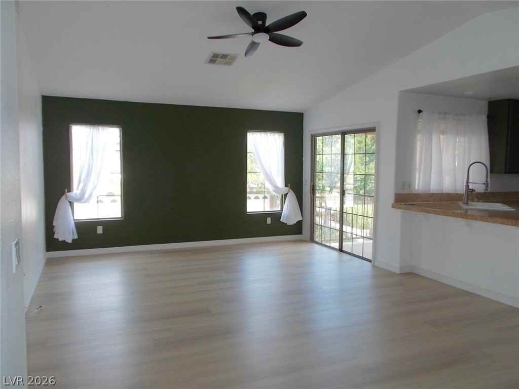 7295 Diamond Canyon Ln #202 - Photo 5 of 20