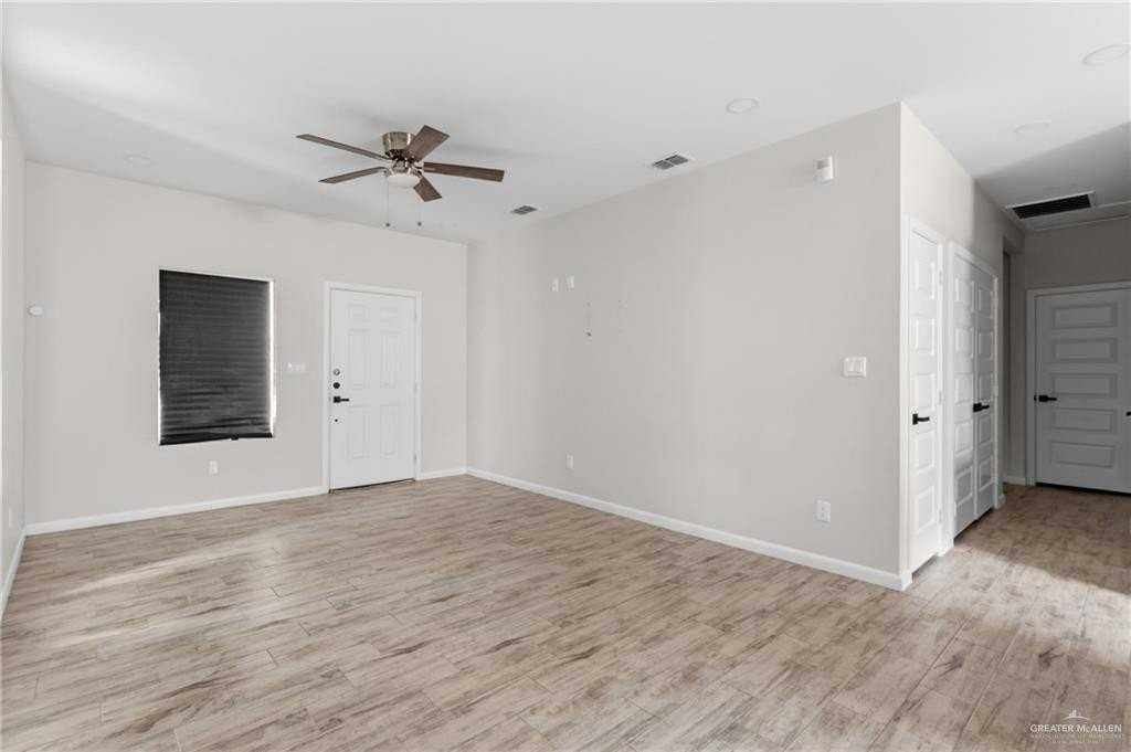 1233 Country Club Dr #1 - Photo 5 of 16