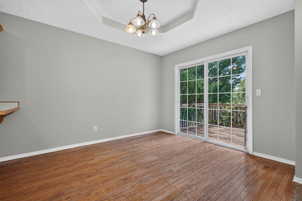 1006 W Cobblefield Way - Photo 6 of 26