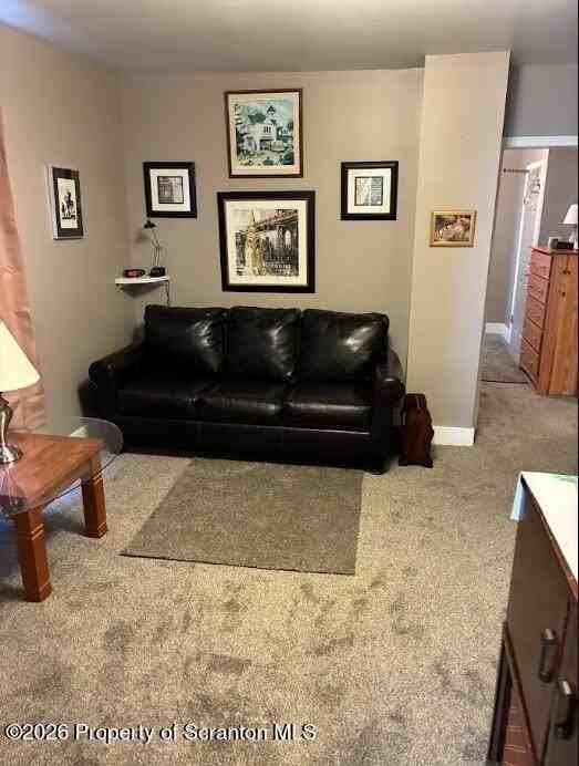 987 Providence Rd - Photo 5 of 10
