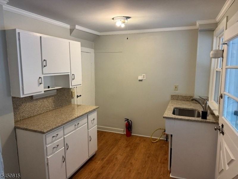 35 N Hillside Ave - Photo 2 of 8