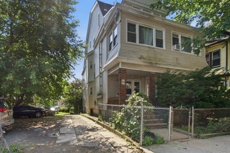 26 Seymour Ave - Photo 2 of 18