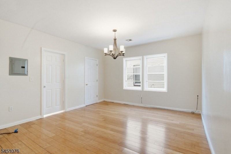 26 Seymour Ave - Photo 3 of 18