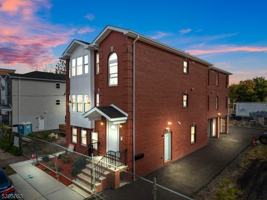 featured image of 24 Garibaldi Ave #1
