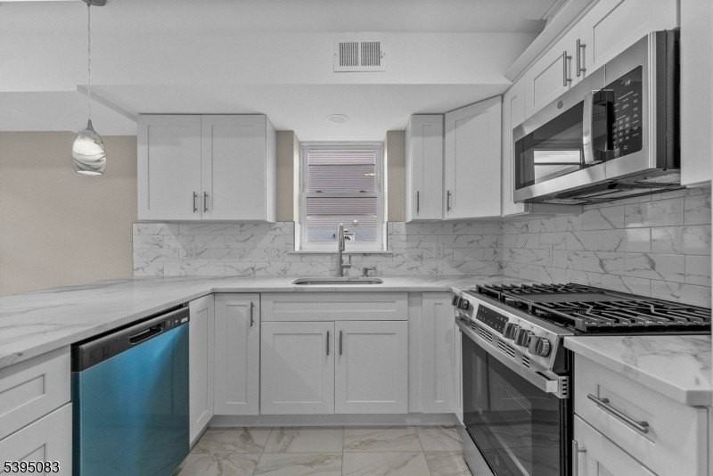 24 Garibaldi Ave #1 - Photo 6 of 12