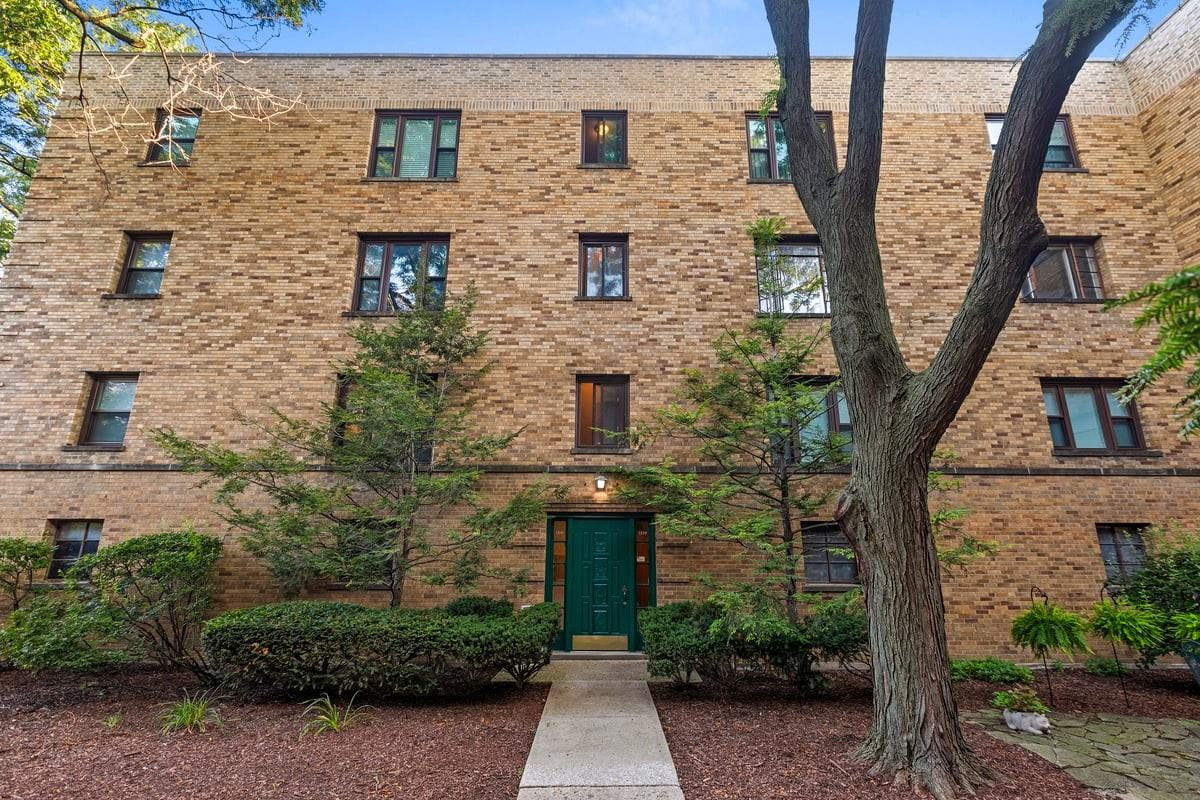 1539 Monroe Ave #2