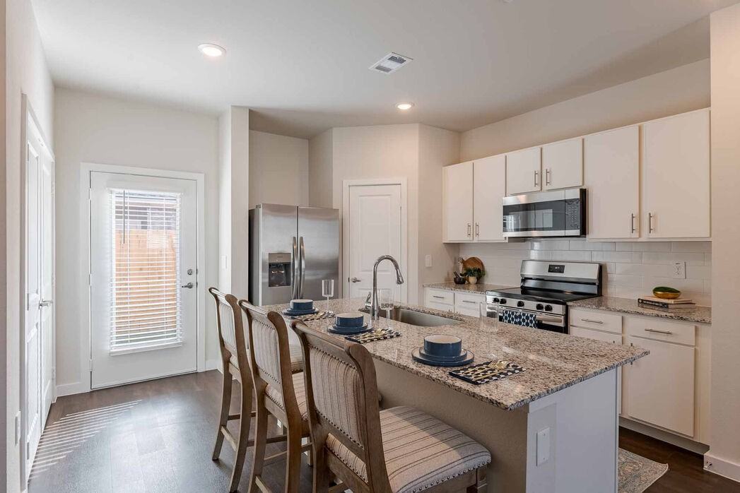 3111 Elevon Parkway - Photo 2 of 8
