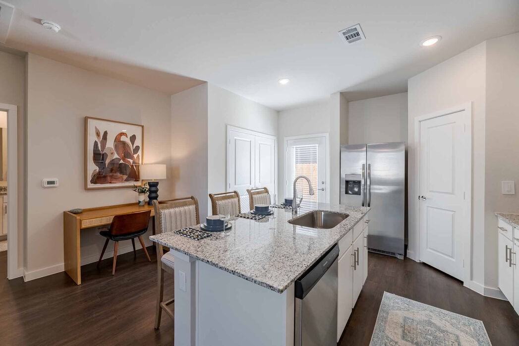 3111 Elevon Parkway - Photo 3 of 8