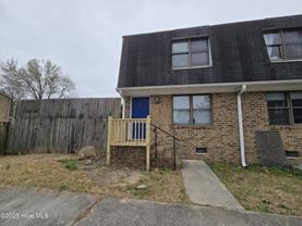 102 Cedar Ct #G - Photo 1 of 1
