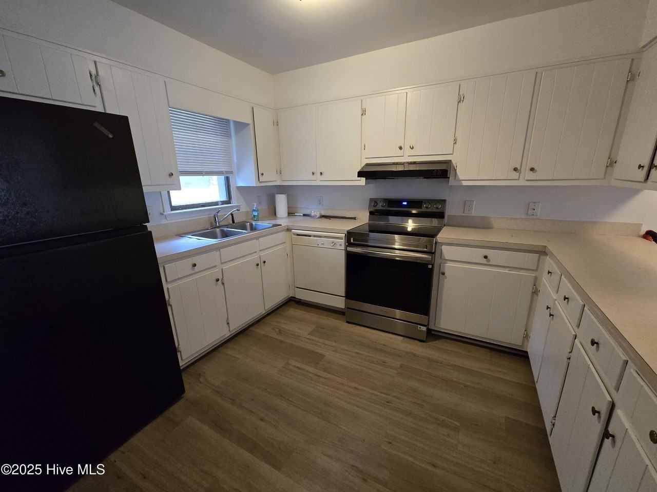 102 Cedar Ct #G - Photo 5 of 13