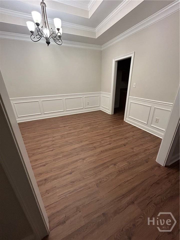 1111 Brookshire Dr - Photo 6 of 13