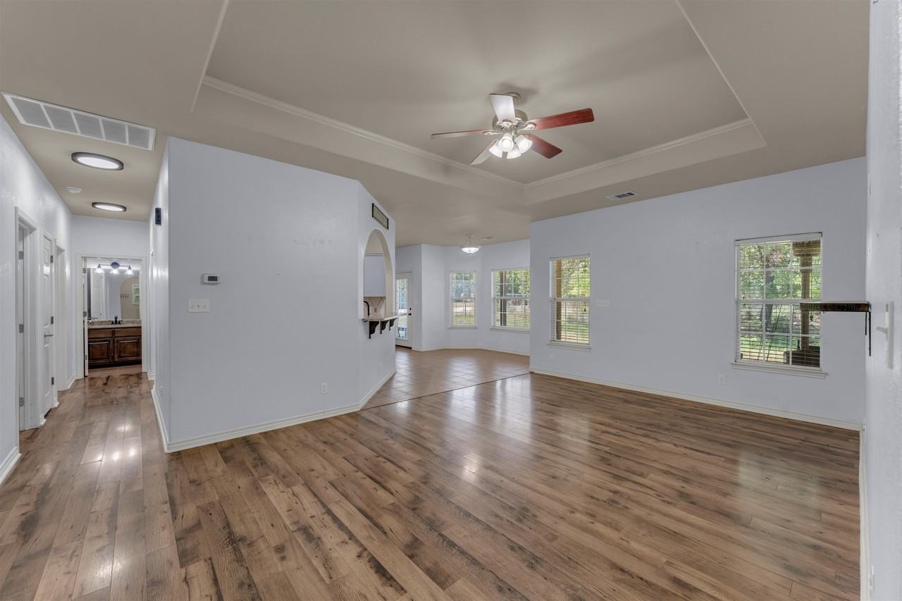 145 Chaumont St - Photo 5 of 32