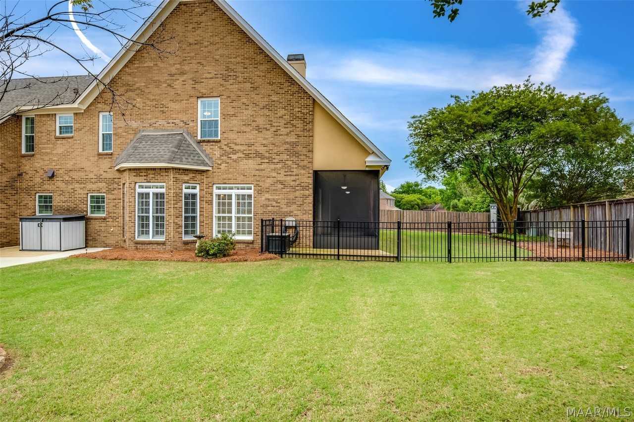 2230 Wyndgate Dr - Photo 5 of 35