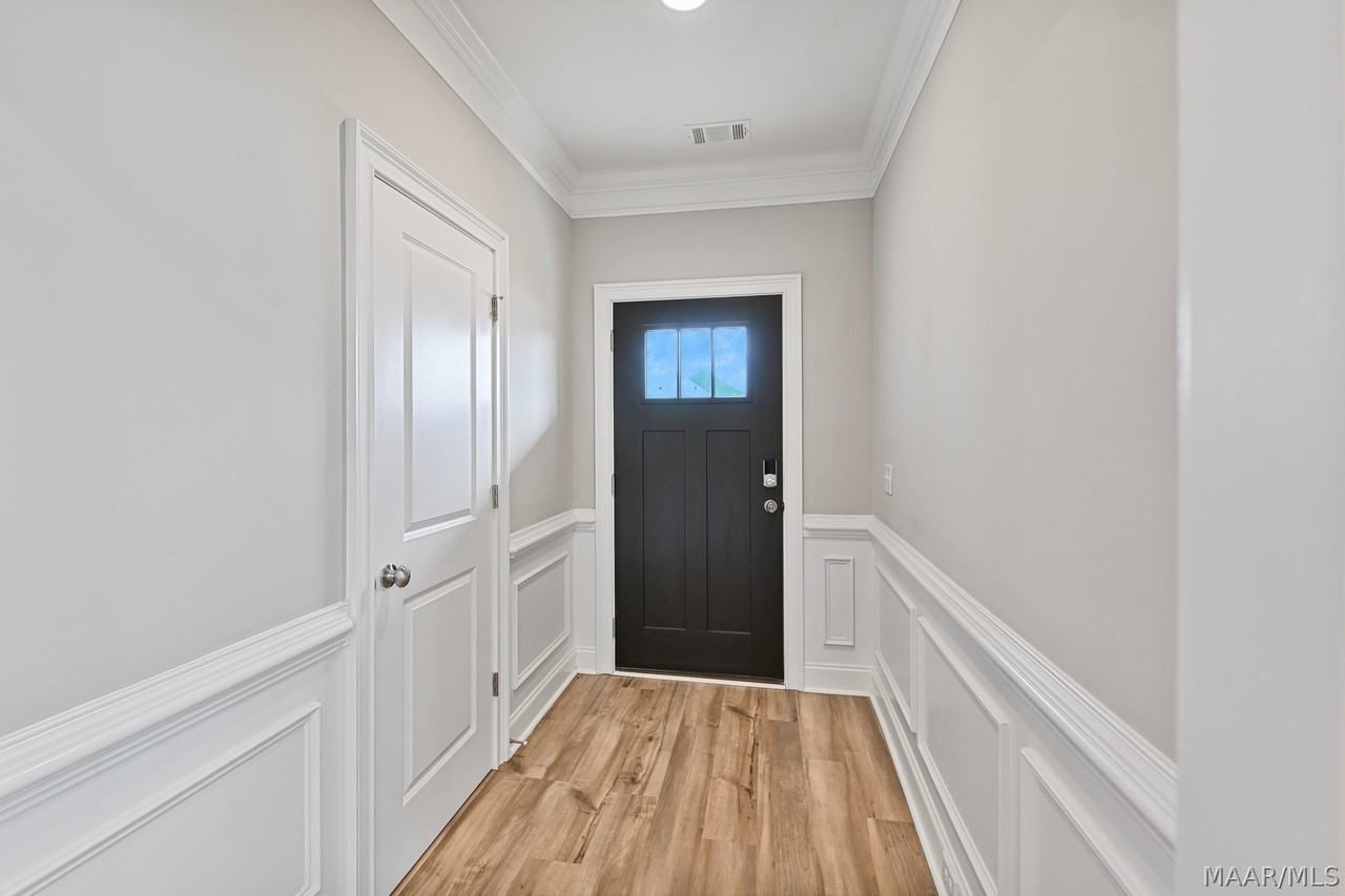 1405 Wildlife Way - Photo 3 of 50
