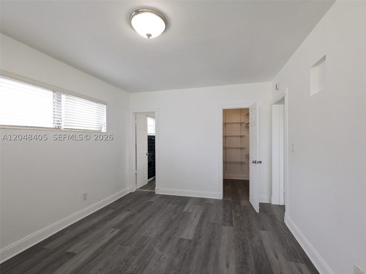 7815 Crespi Blvd #1 - Photo 6 of 15