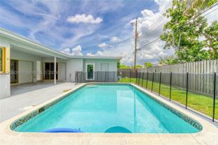 6620 Nw 21st Ct - Photo 1 of 1