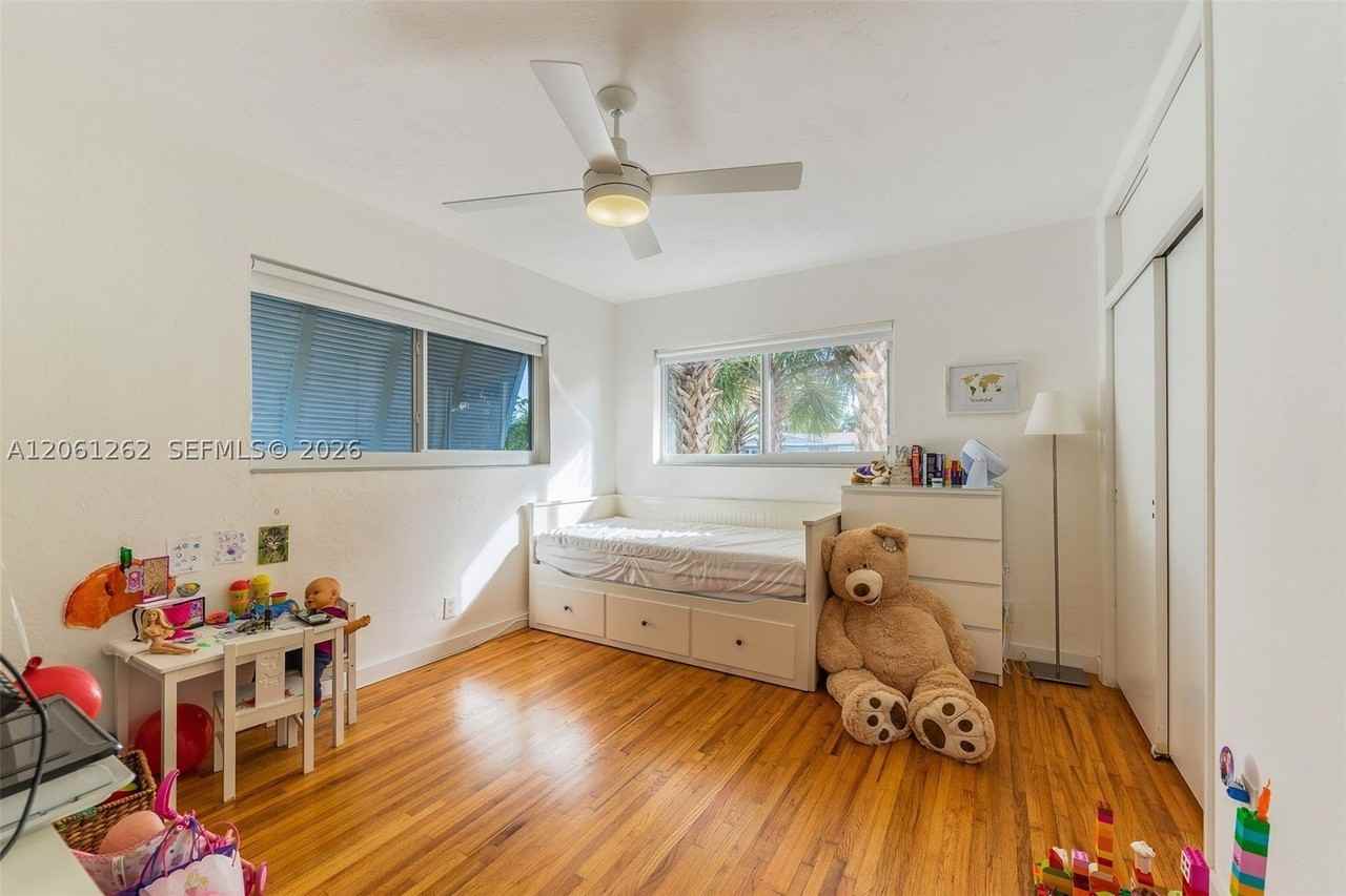 8125 Sw 136th St - Photo 7 of 12