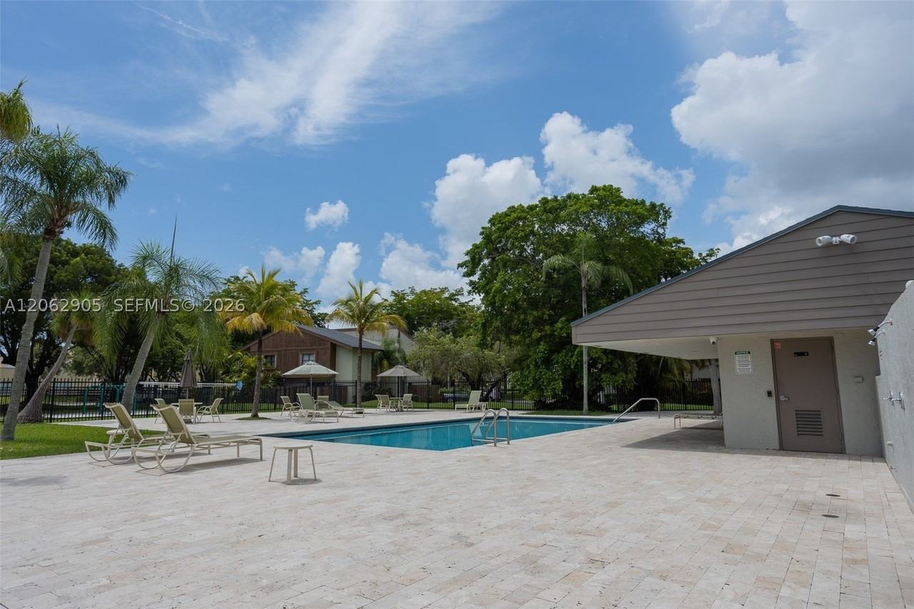 11353 Sw 109th Rd #55X - Photo 3 of 20