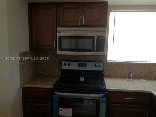 3350 Pinewalk Dr N #1428 - Photo 2 of 13