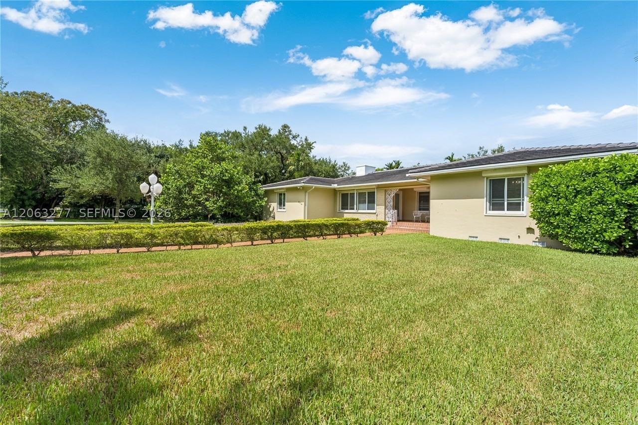 2514 Granada Blvd - Photo 2 of 50