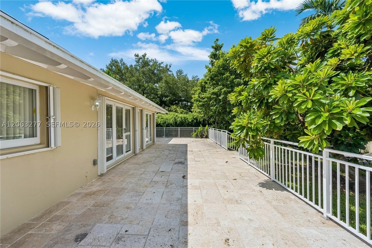 2514 Granada Blvd - Photo 6 of 50
