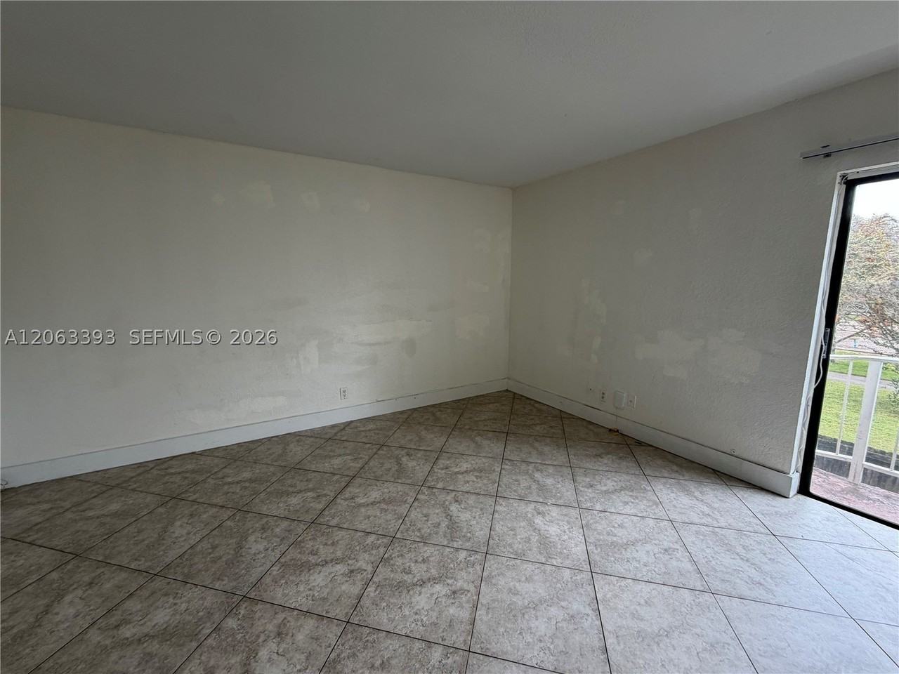 3760 Nw 115th Way #6-2 - Photo 3 of 18