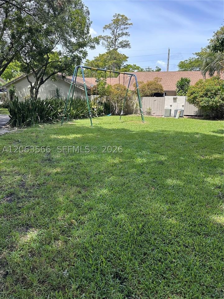 3032 S Oakland Forest Dr #2804 - Photo 3 of 6