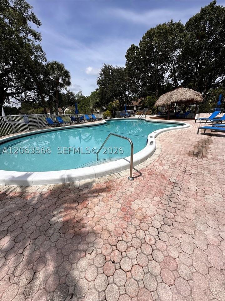 3032 S Oakland Forest Dr #2804 - Photo 4 of 6