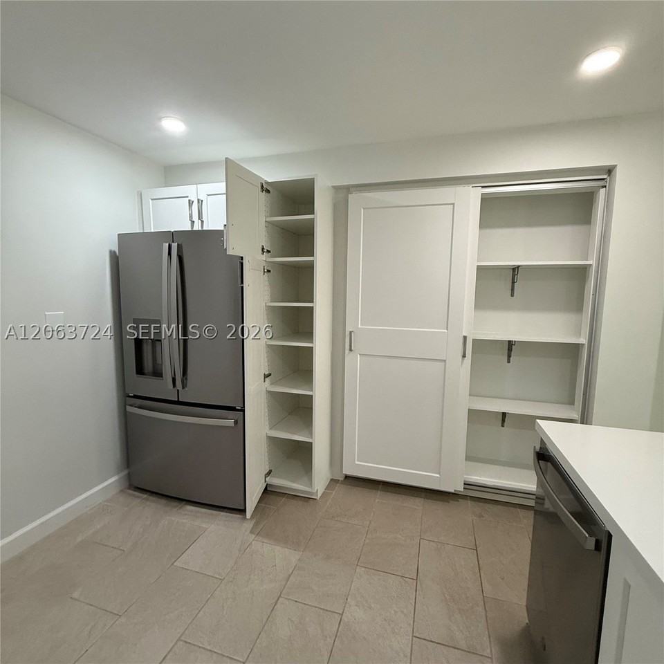 10672 Sw 79th Ter - Photo 6 of 31