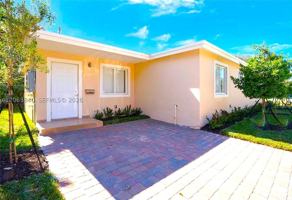 featured image of 4643 Nw 15th Ct #2