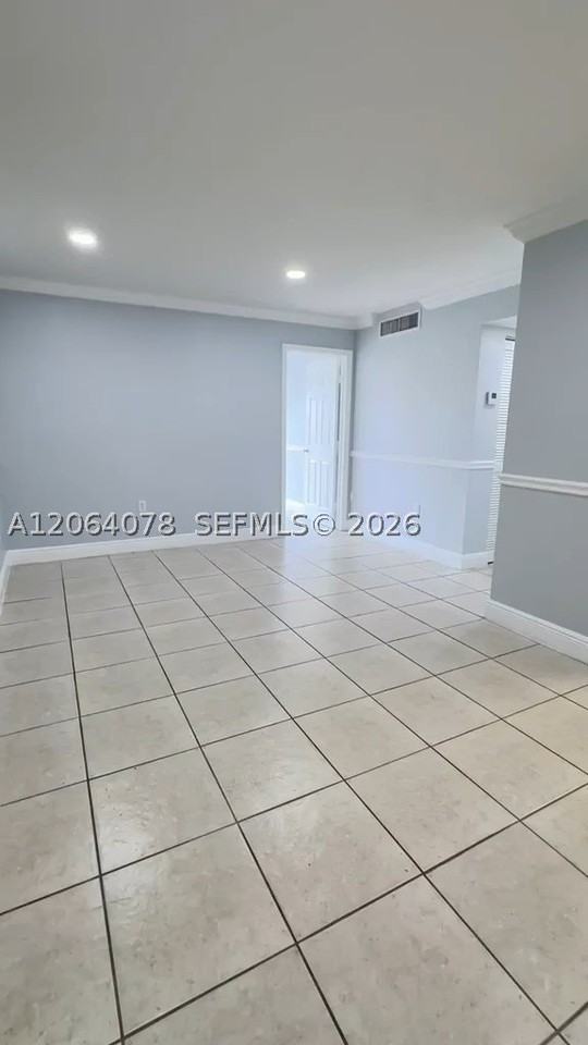 9405 Sw 76th St #Y32 - Photo 3 of 37