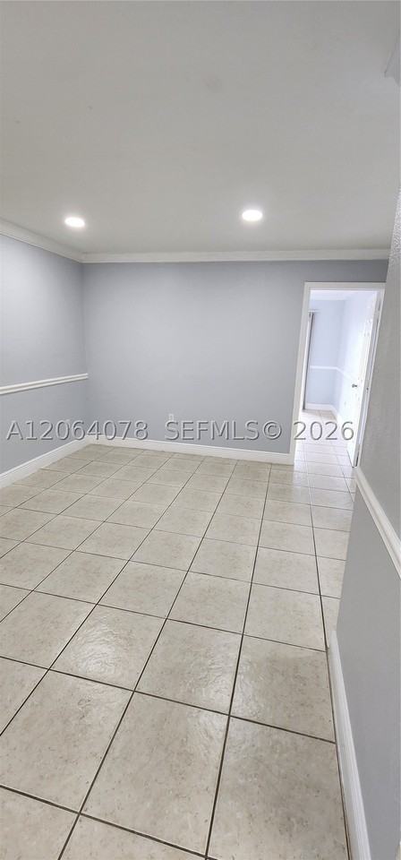 9405 Sw 76th St #Y32 - Photo 4 of 37