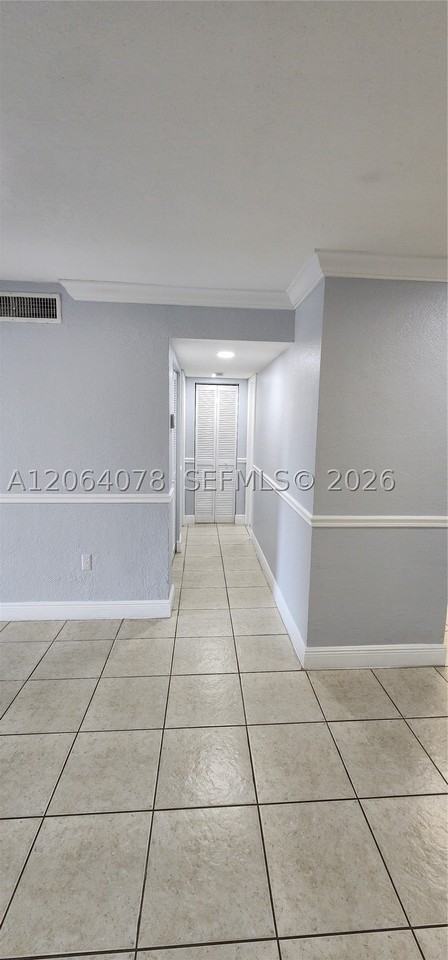9405 Sw 76th St #Y32 - Photo 5 of 37