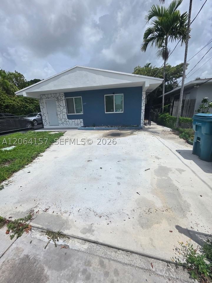 3177 Nw 29th St #A - Photo 2 of 13