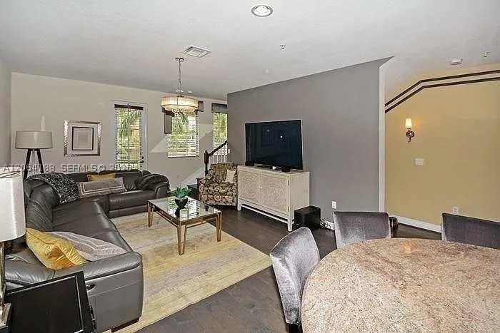 837 Sw 147th Ave #1410 - Photo 4 of 25